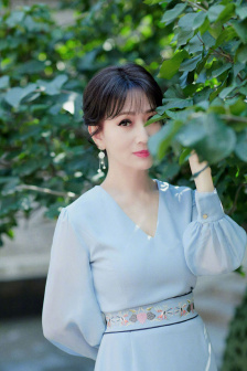 明星专题：约翰·加利亚诺